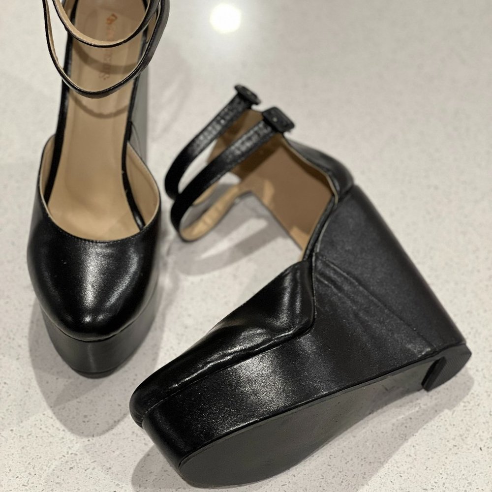 ShoesofDreams Ankle Strap Platform Wedges, Size 13